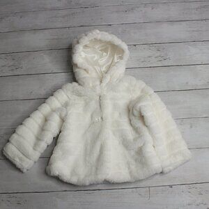 Baby Essentials Girl's Faux Fur Jacket Size 12 Months White Dress Coat